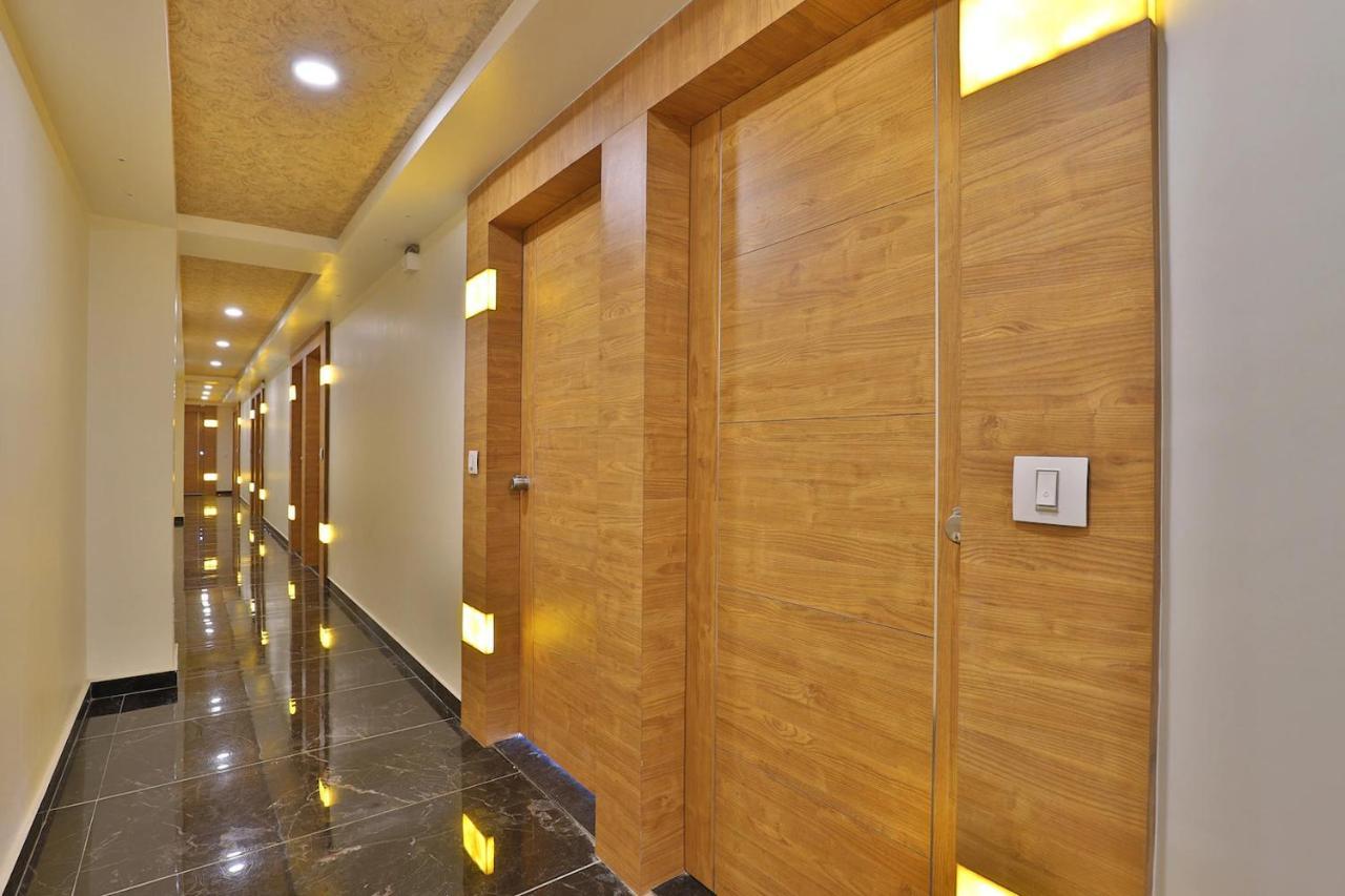 Hotel Royal King By Sky Stays Ahmedabad Exterior photo
