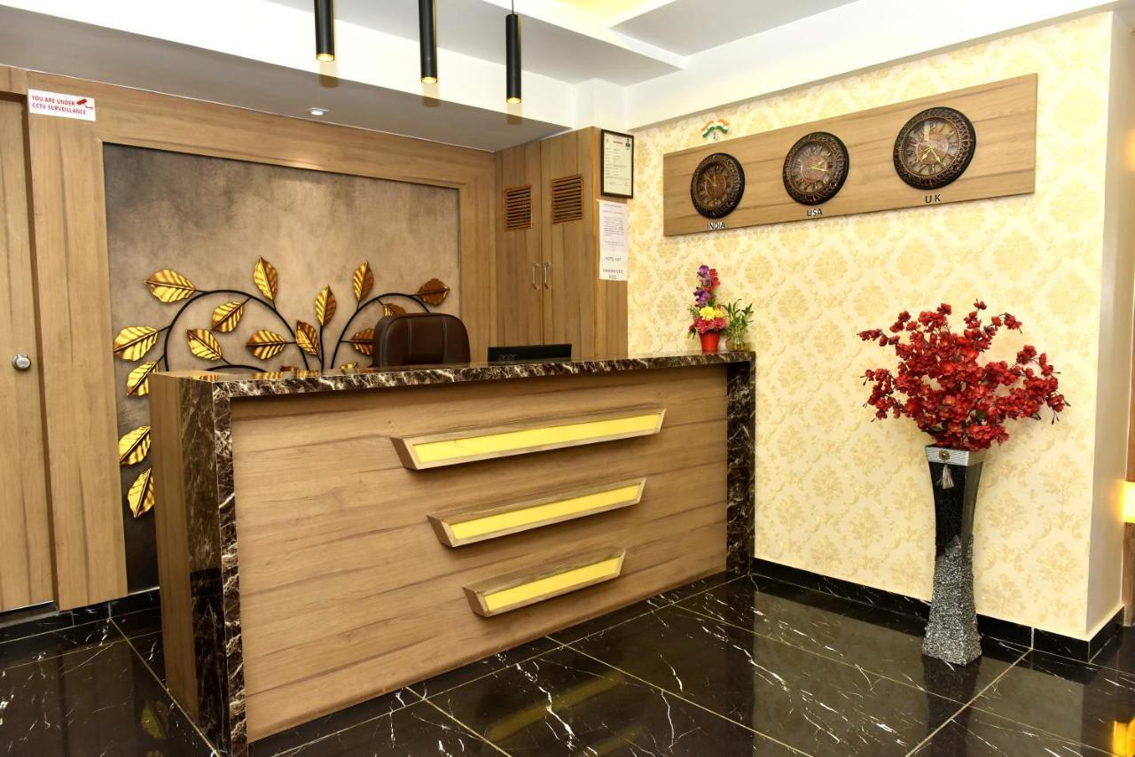 Hotel Royal King By Sky Stays Ahmedabad Exterior photo
